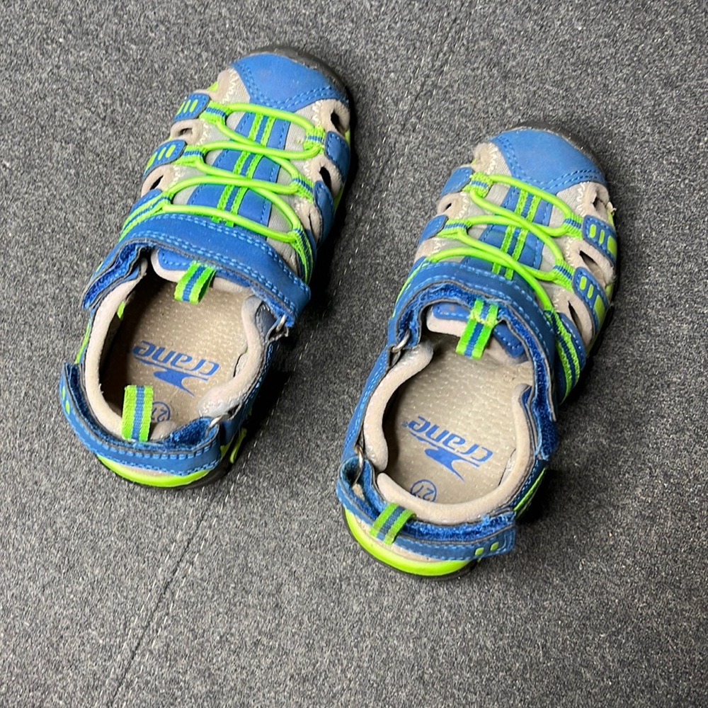 Sandals Crane size 10